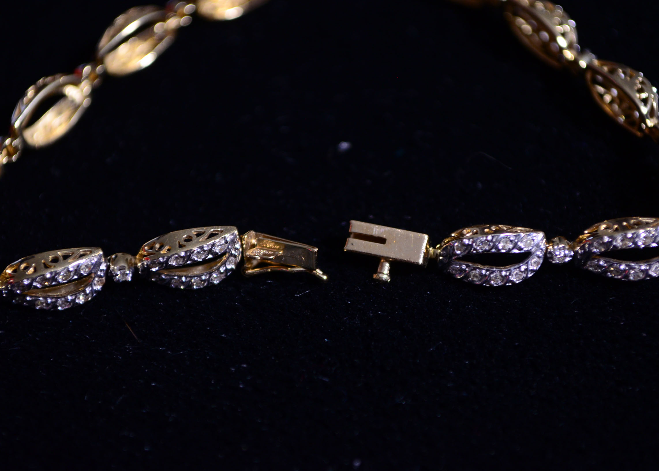 14K Yellow Gold Diamond Link Bracelet