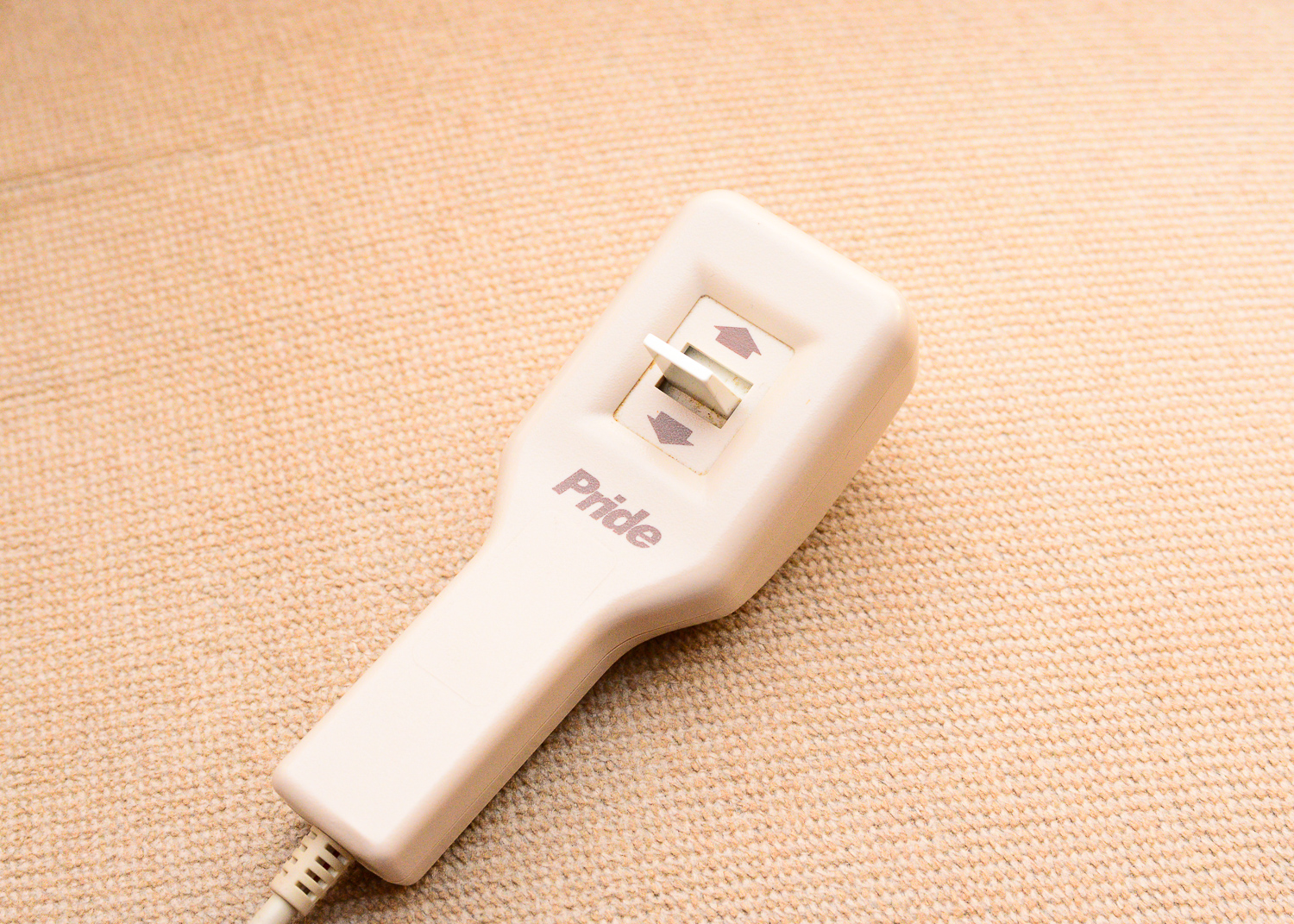 Pride Self-Lifting Chair