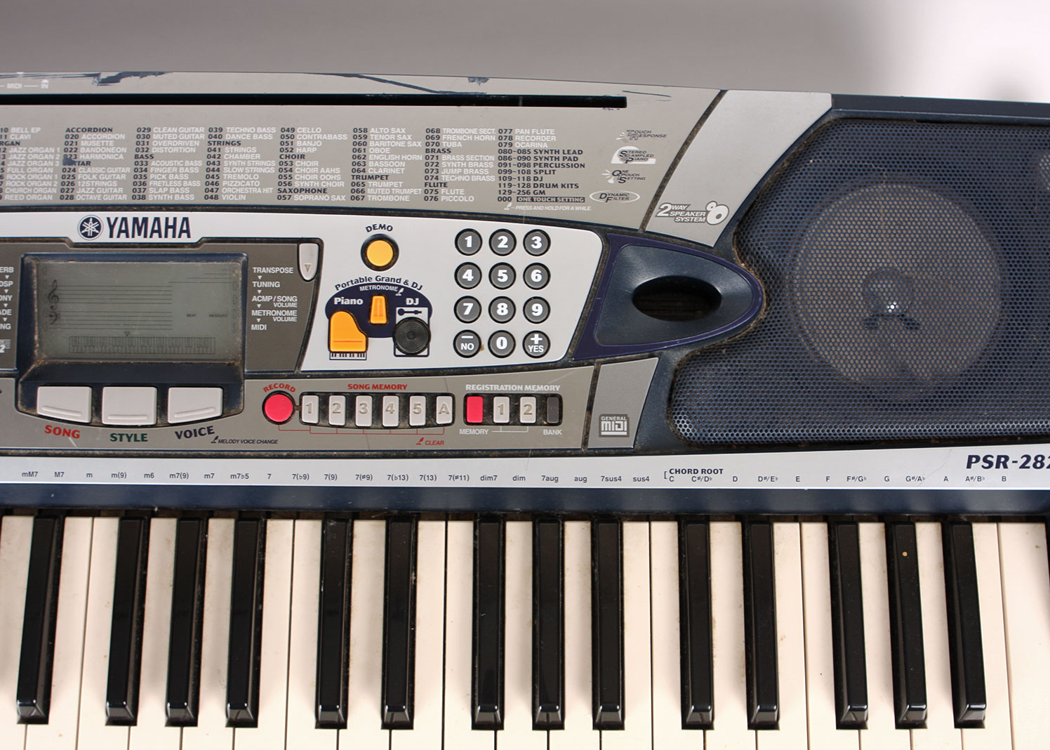 Yamaha Piano Keyboard and Stand