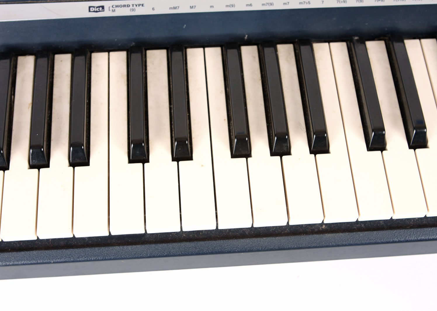 Yamaha Piano Keyboard and Stand