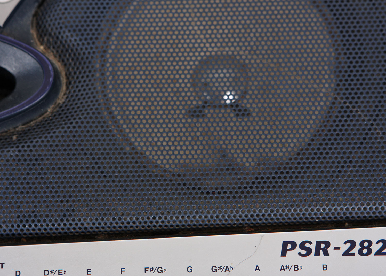 Yamaha Piano Keyboard and Stand