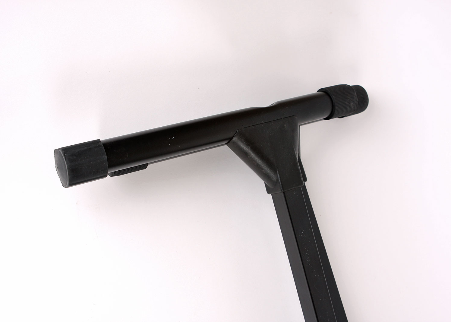 Yamaha Piano Keyboard and Stand