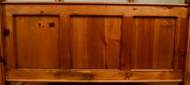 Knotty Pine Four Poster Queen Canopy Bed