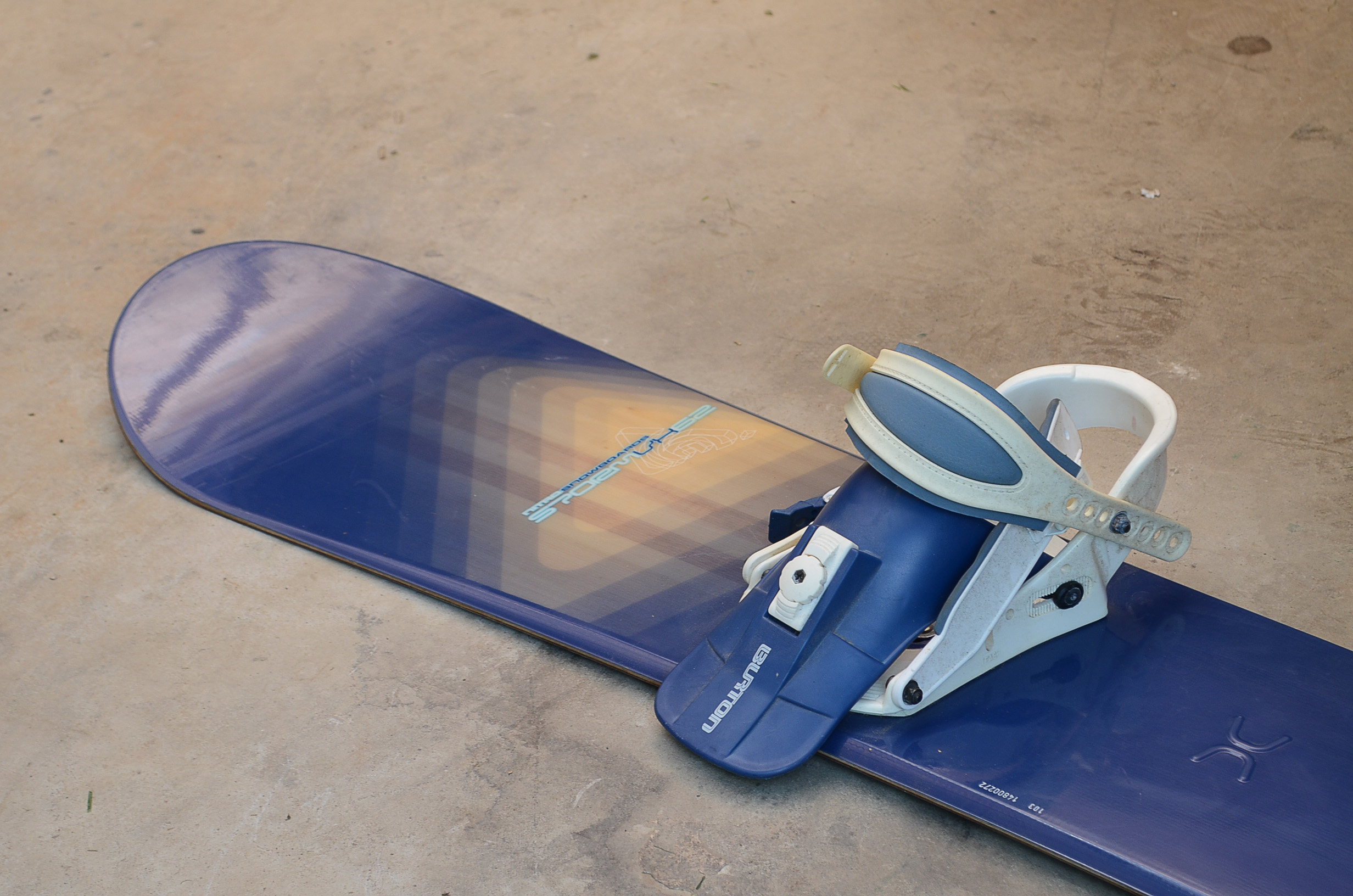 Nitro Snowboarders VX62 Snowboard with Burton Bindings