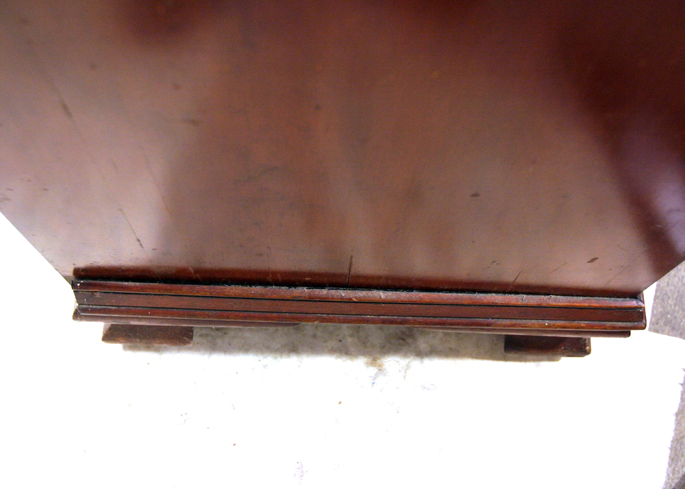 Vintage Mid-Century Heywood Wakefield "Old Colony" Maple Dresser