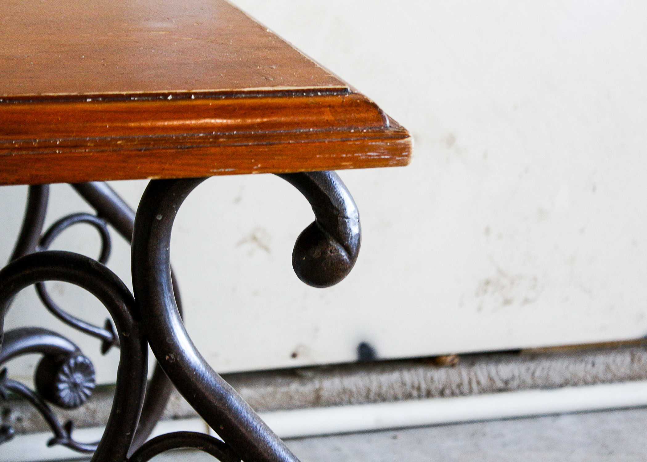 Coffee Table and Two Side Tables
