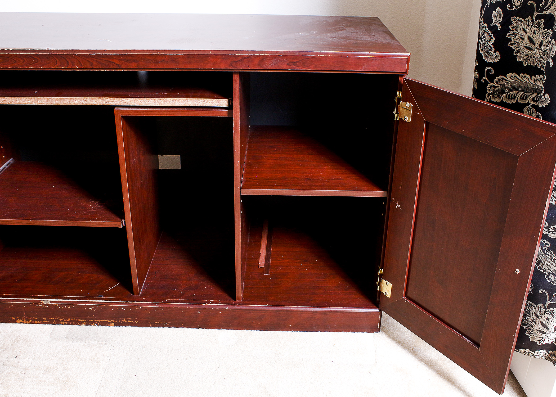 Computer Desk in Cherry Finish