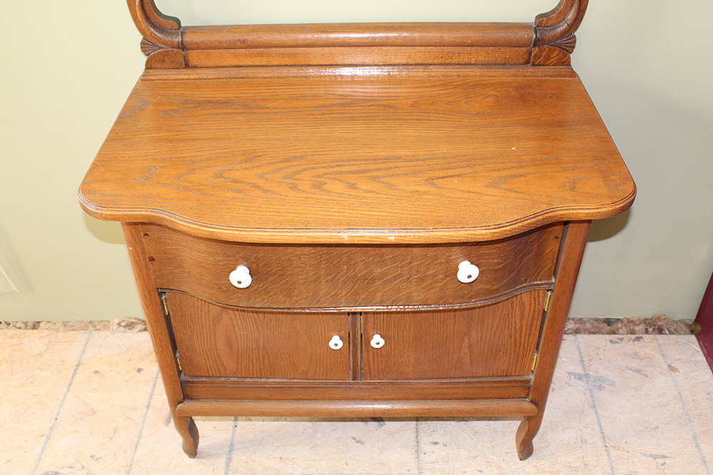 Vintage Oak Wash Stand with Towel Bar