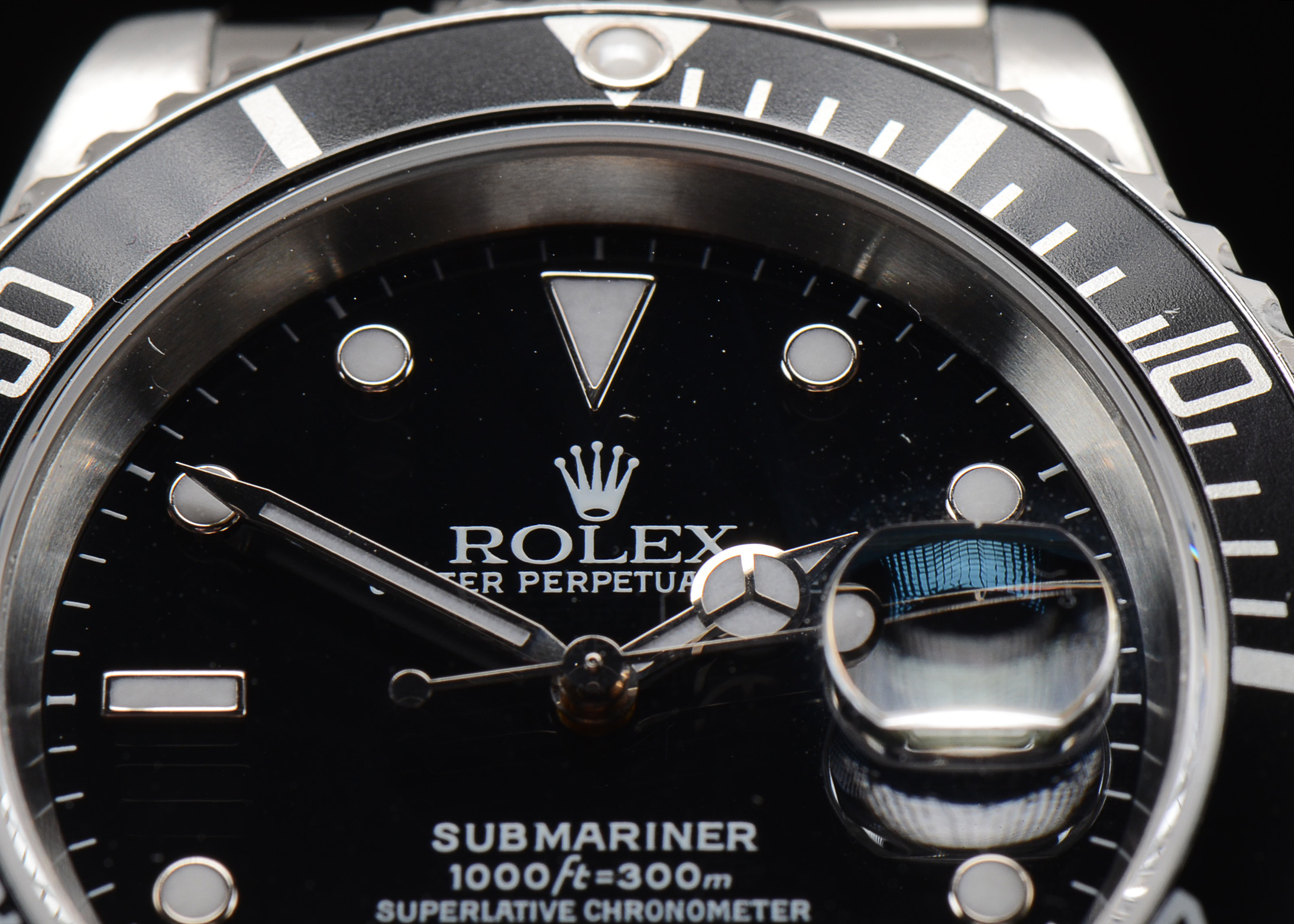 Men's Rolex Submariner Date Stainless Steel 16610 Black Automatic