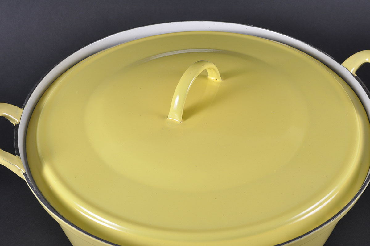 Vintage Descoware Enameled Cast Iron Dutch Oven