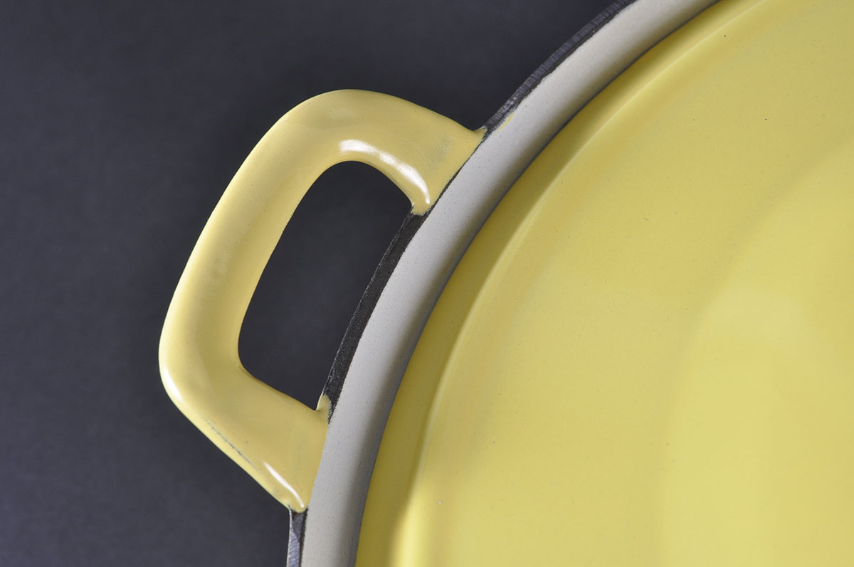 Vintage Descoware Enameled Cast Iron Dutch Oven