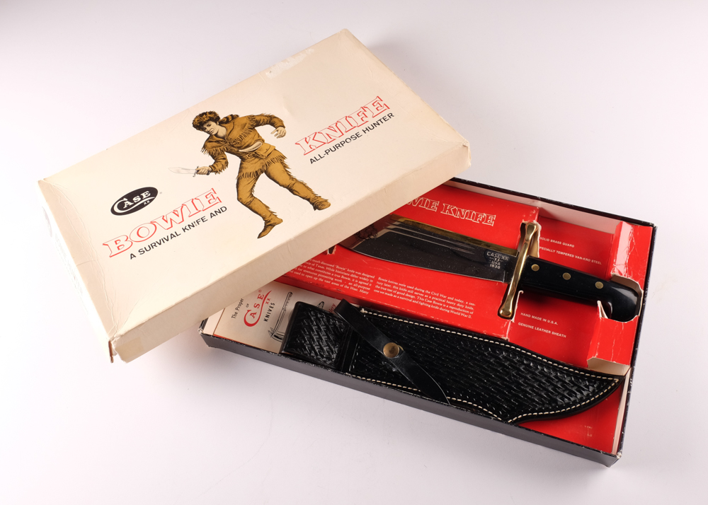 Case Bowie Hunter Survival Knife and Sheath