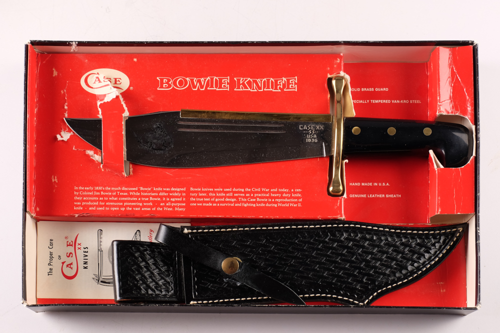 Case Bowie Hunter Survival Knife and Sheath