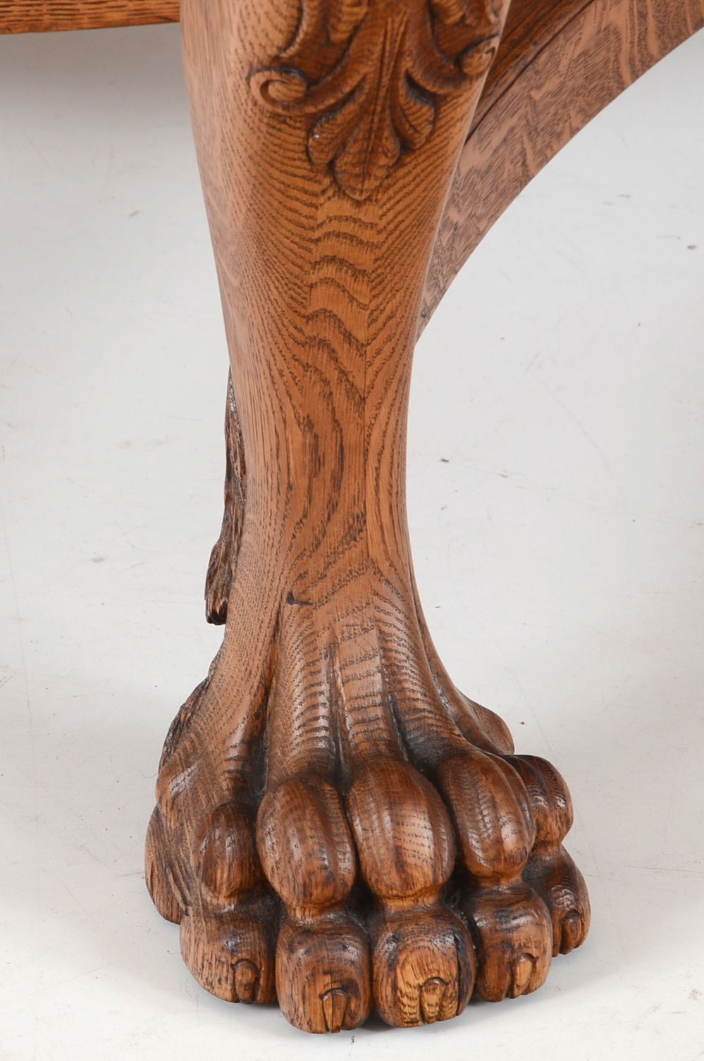 Large Oval Quarter-Sawn Oak Library Table