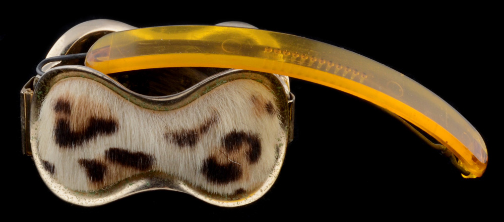 Jewelry and Accessories Including a Hattie Carnegie Ash Tray