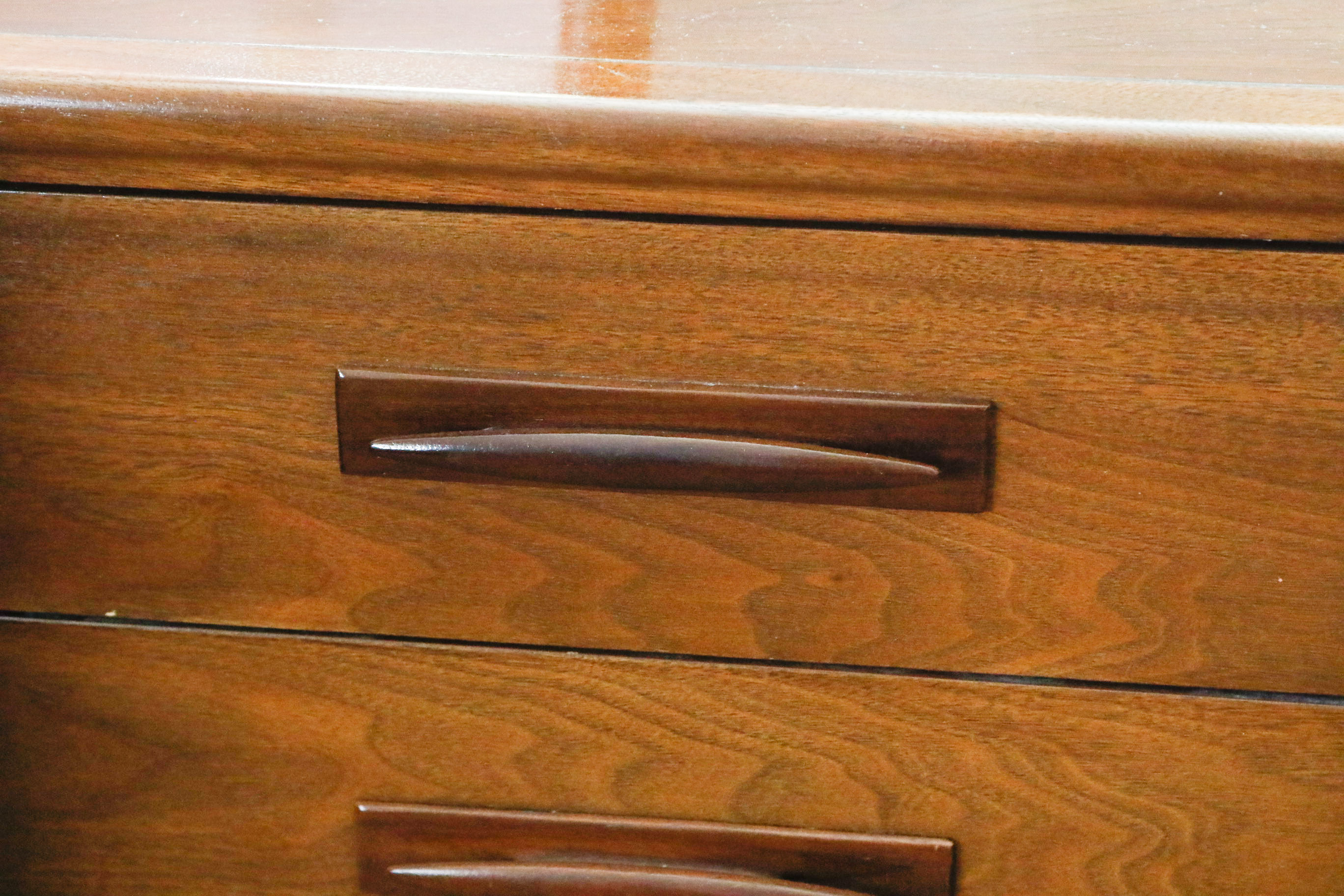 Broyhill Emphasis Collection Dresser with Mirror