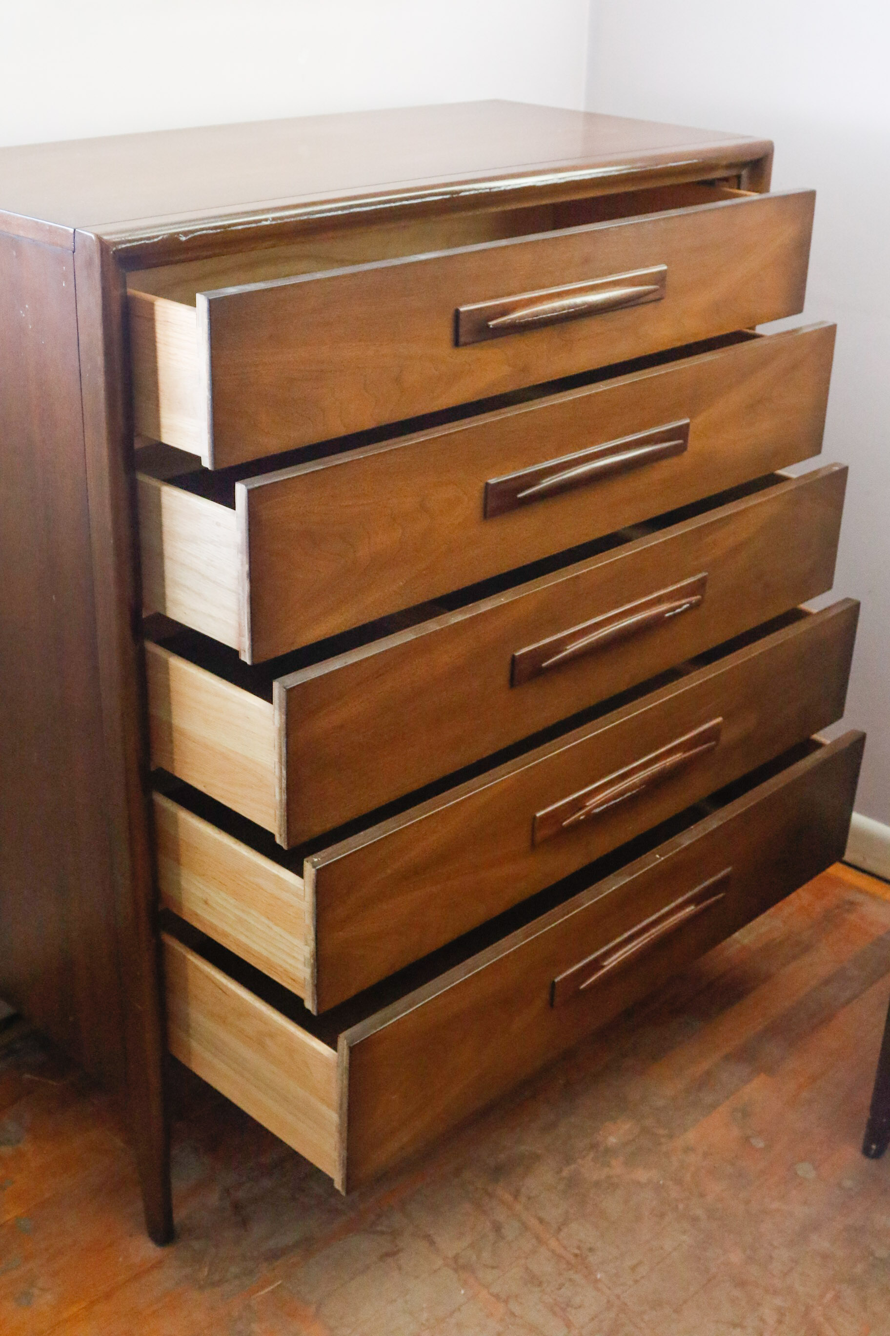 Broyhill Emphasis Collection Chest of Drawers and Nightstand