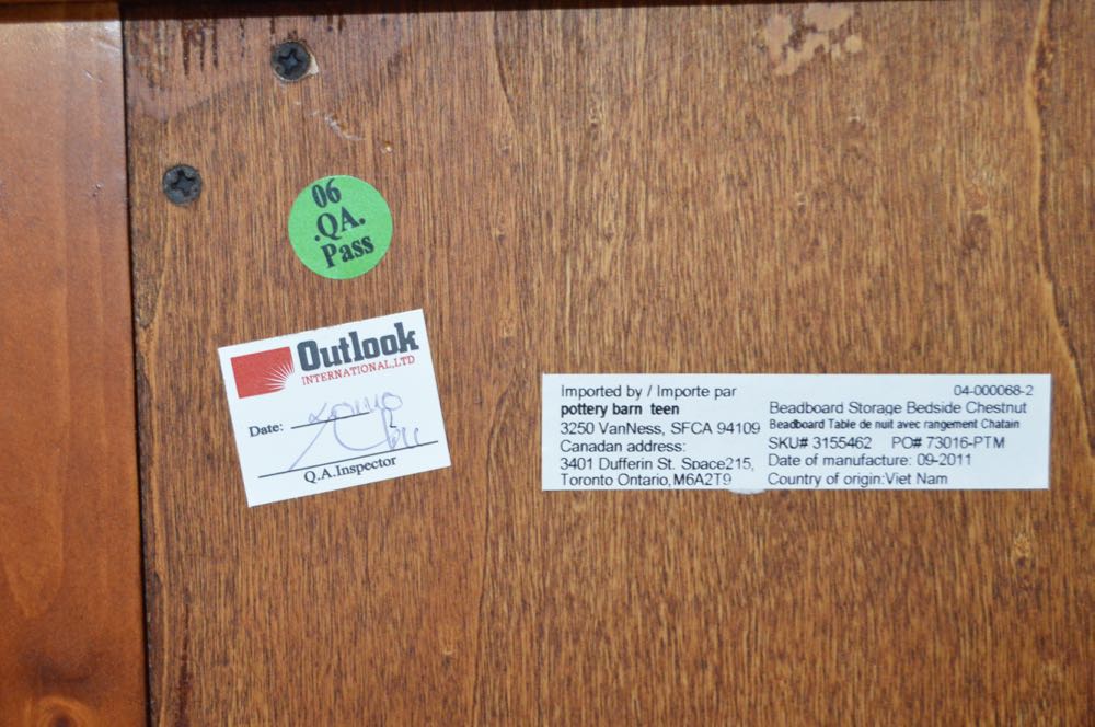 Pottery Barn Teen Beadboard Basic Bed And Trundle