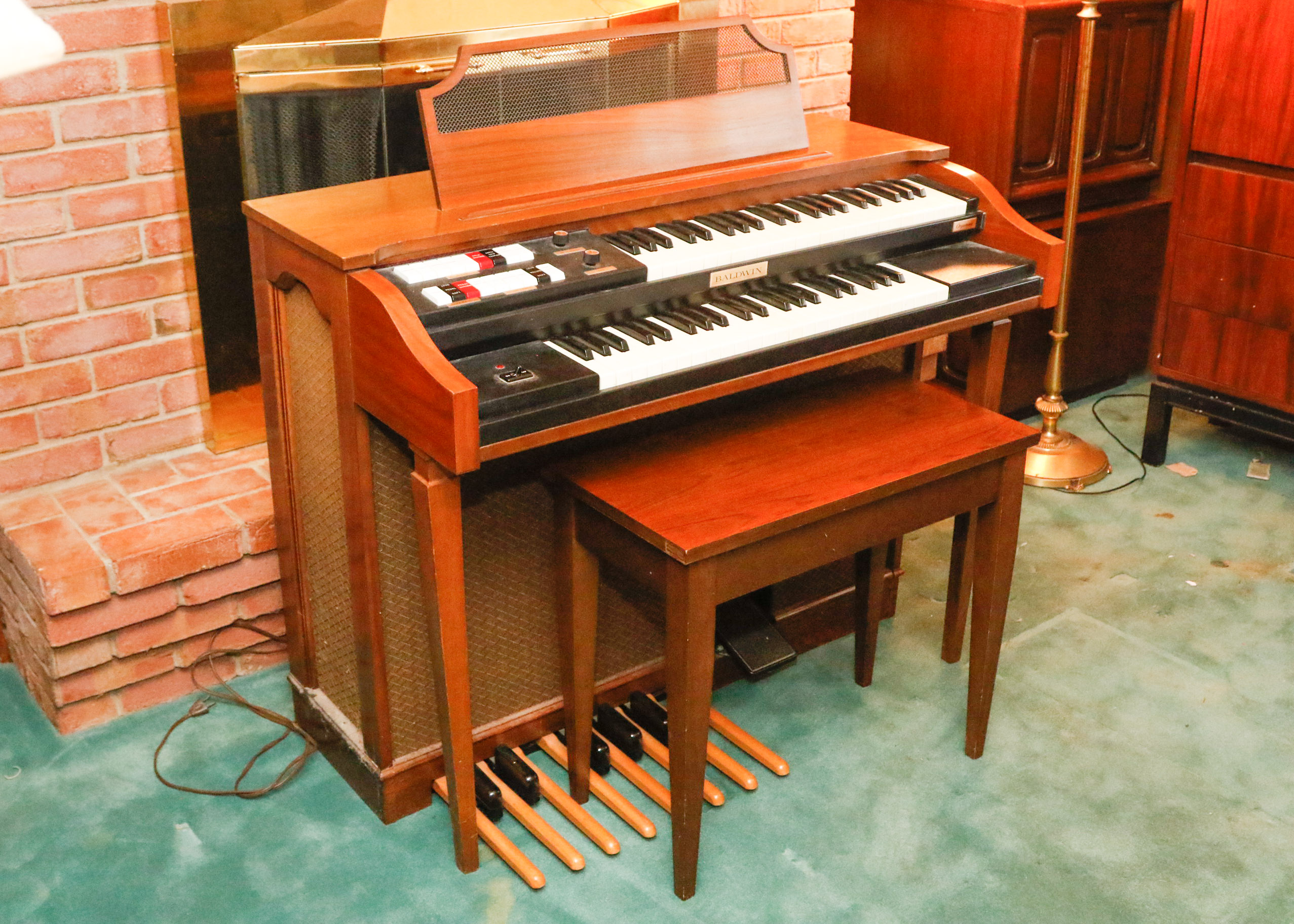 Baldwin "Spinet" M-77 Organ