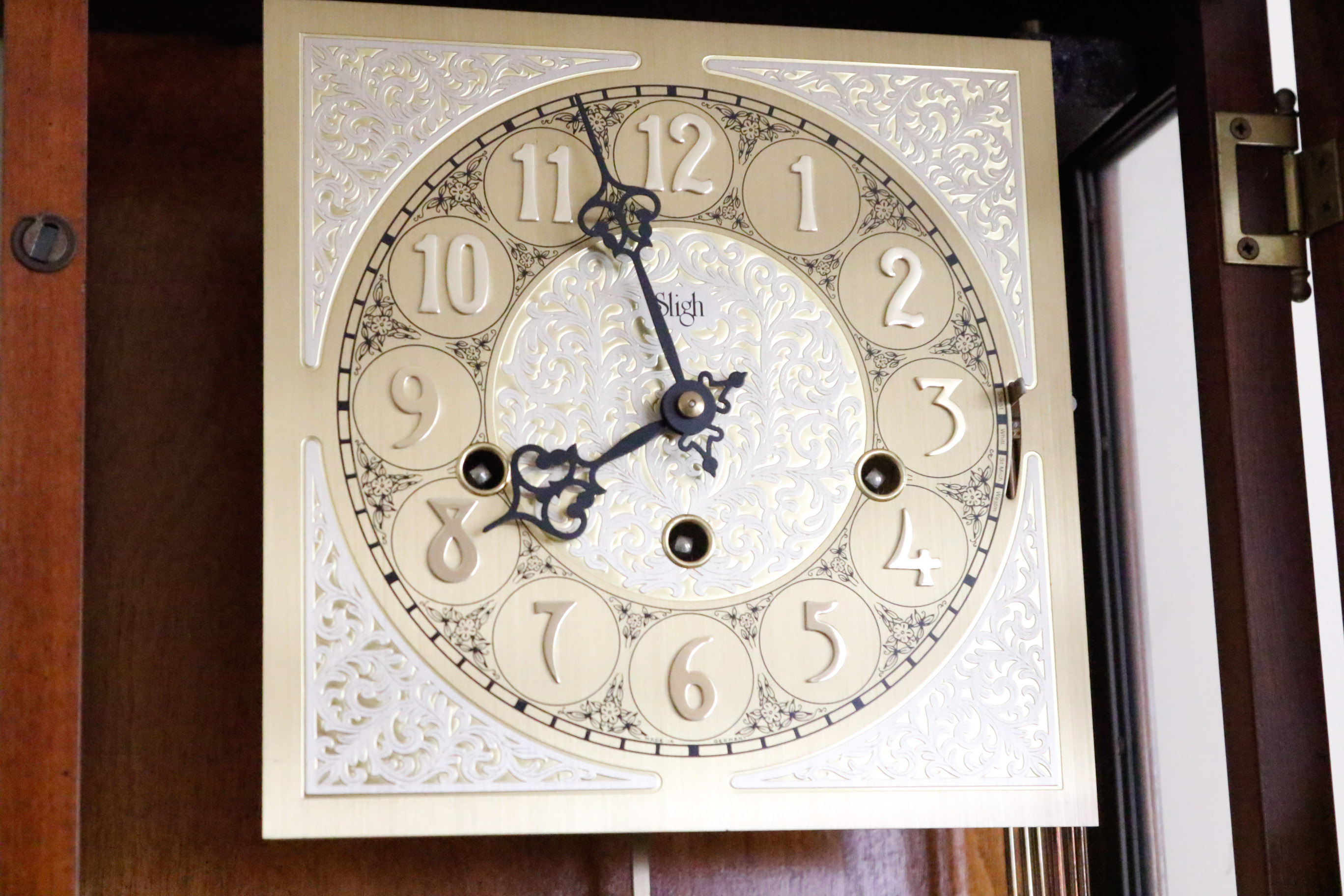 Sligh Clock Co. Chiming Wall Clock