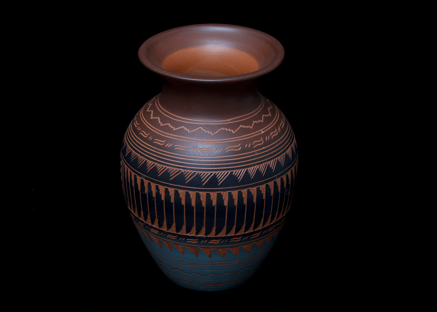 Native American Navajo Pottery