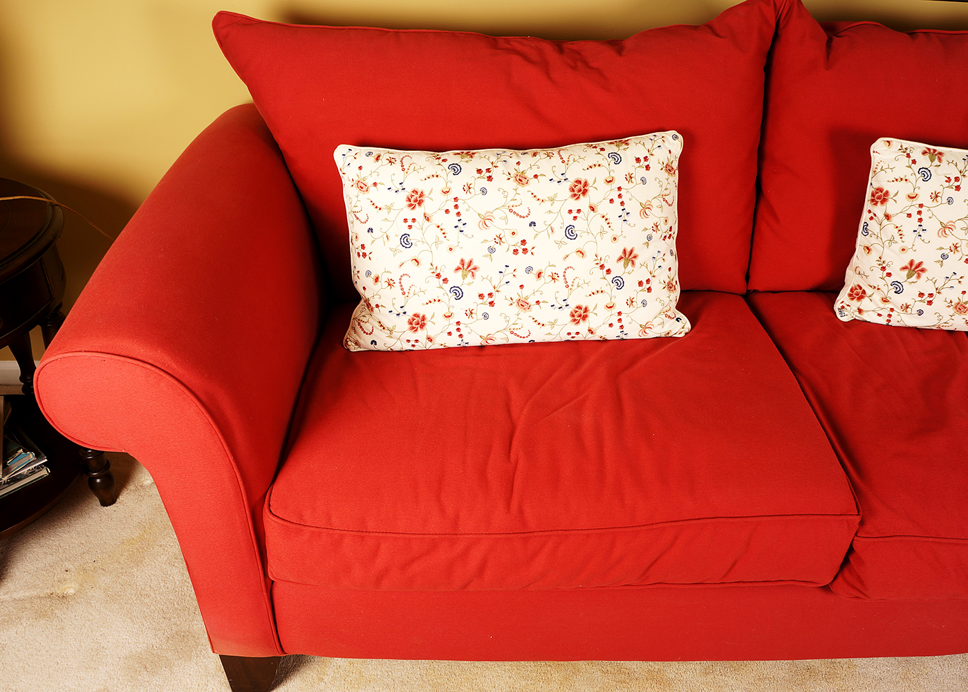 Alan White Blended Cotton Red Felt Sofa