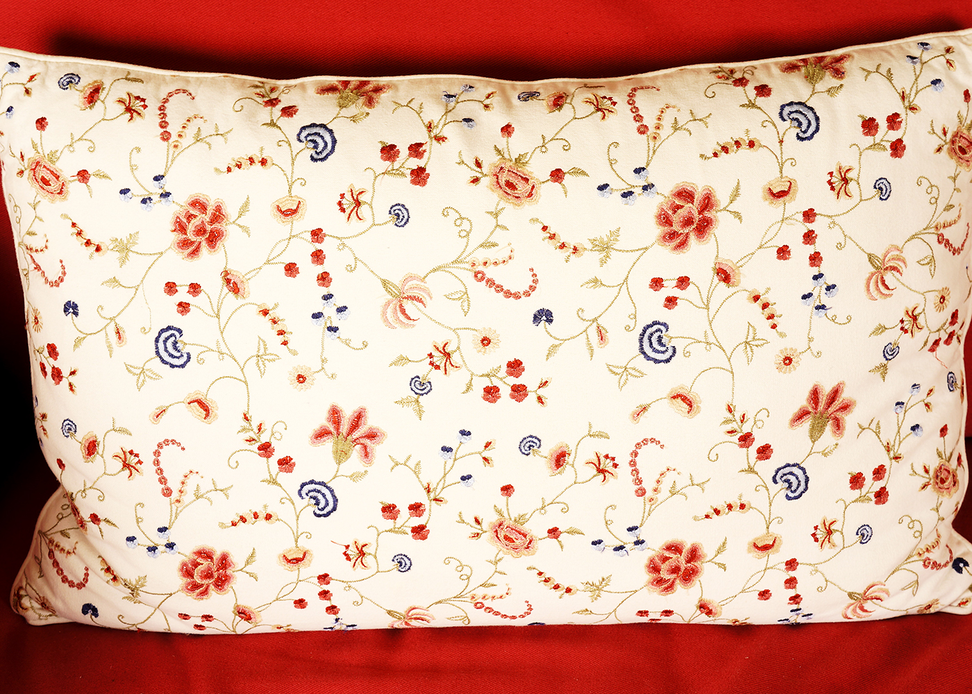 Alan White Blended Cotton Red Felt Sofa