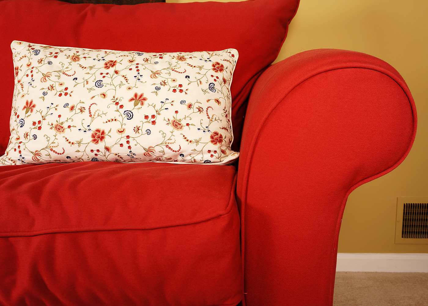 Alan White Blended Cotton Red Felt Sofa