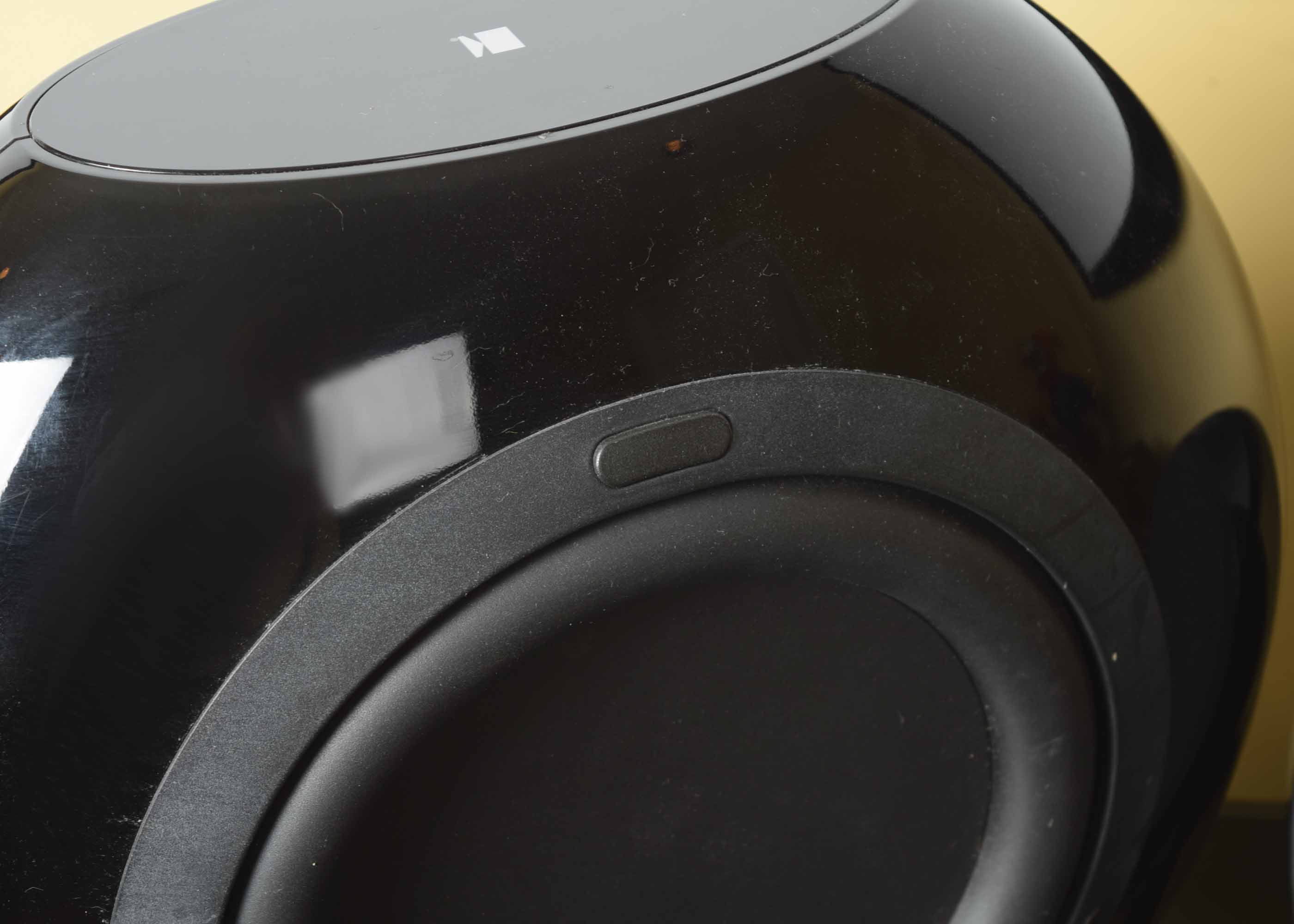 KEF HTB2 Subwoofer and Wireless Speaker System