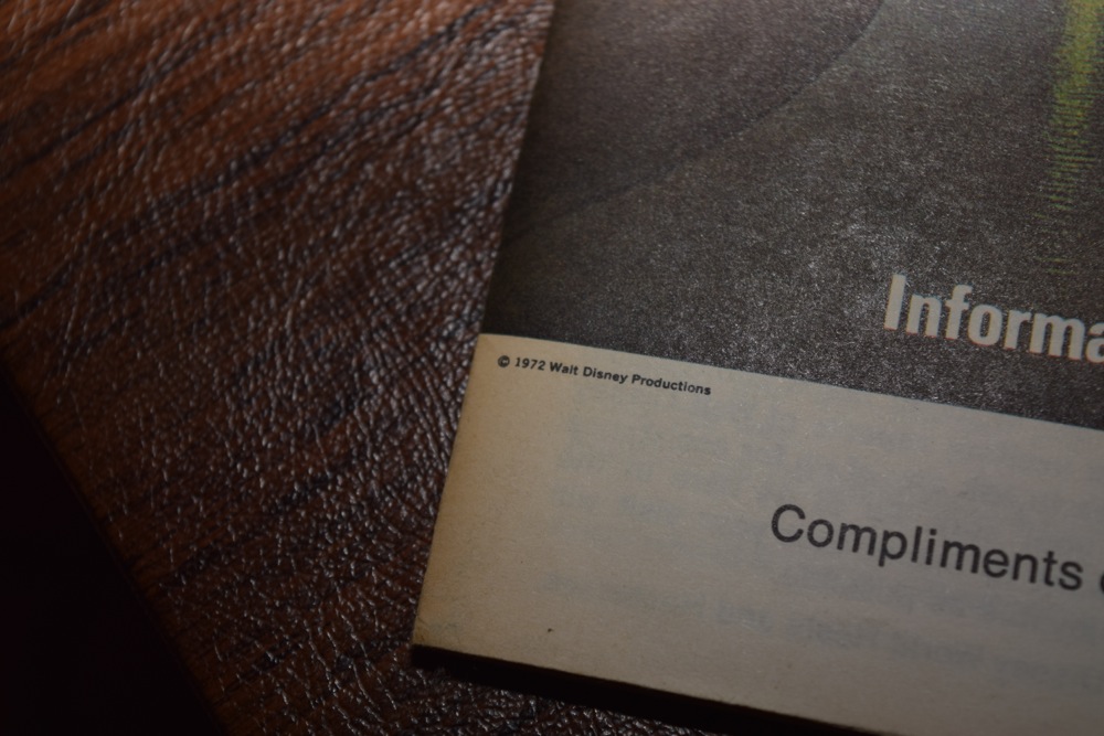 Vintage Walt Disney Mugs and 1972 Disney World Pamphlet