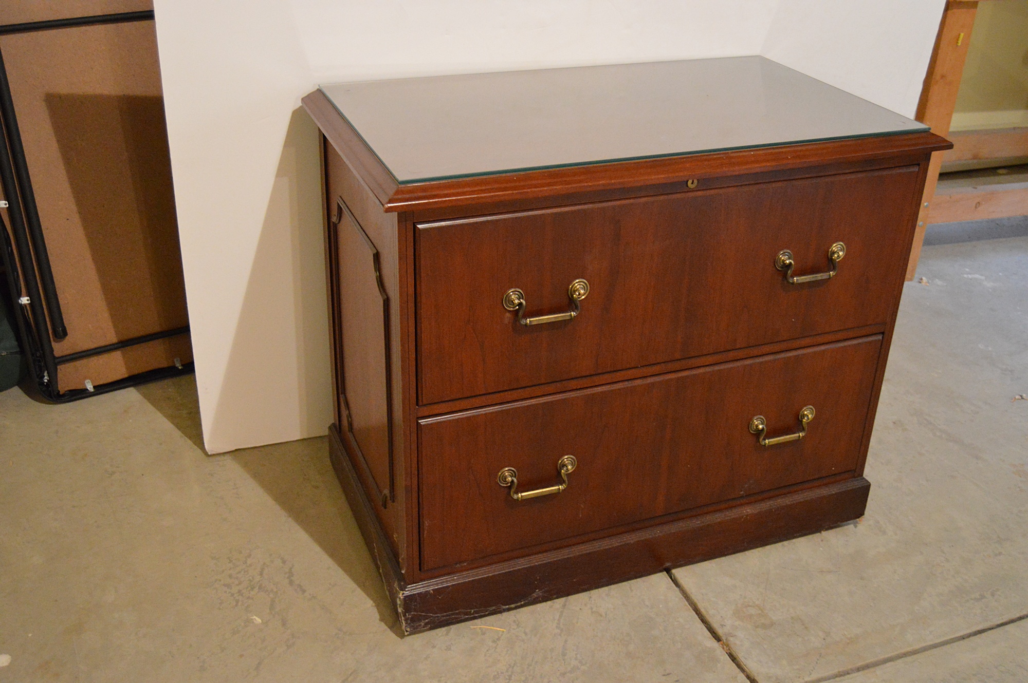 Traditional Mahogany Two-Drawer Lateral File Cabinet