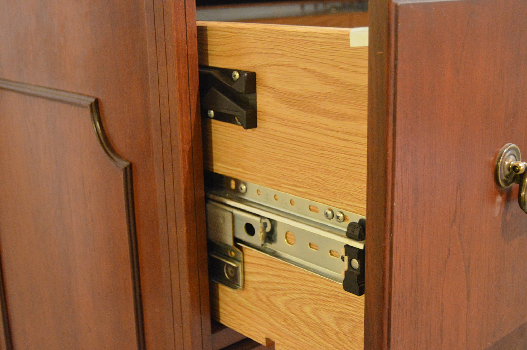 Traditional Mahogany Two-Drawer Lateral File Cabinet