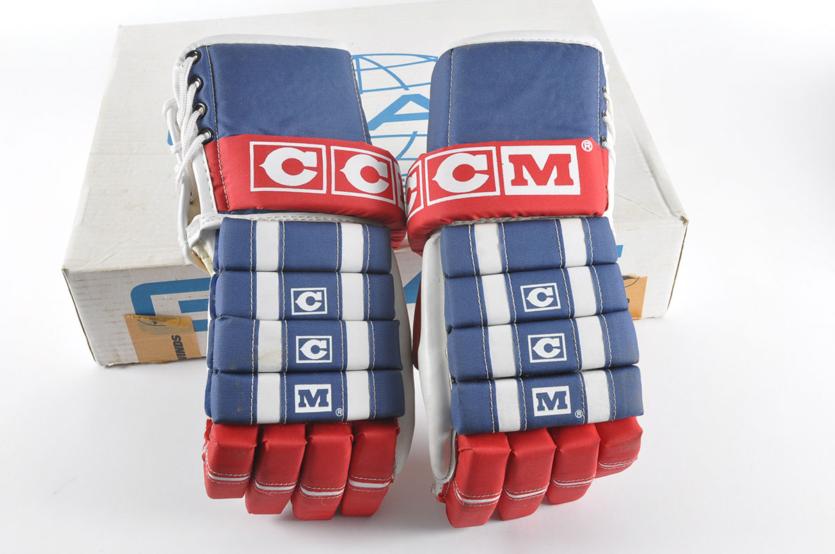 Graf Ice Hockey Skates, Gloves and Pads