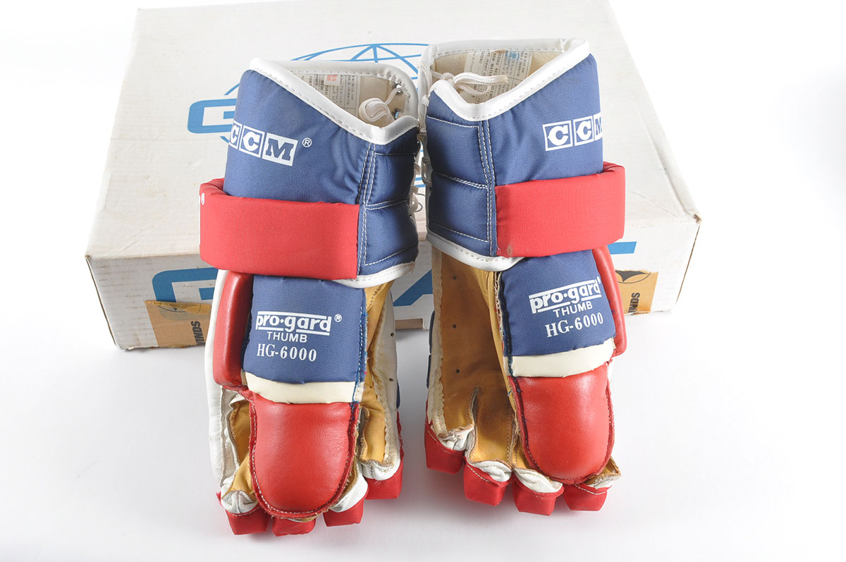 Graf Ice Hockey Skates, Gloves and Pads