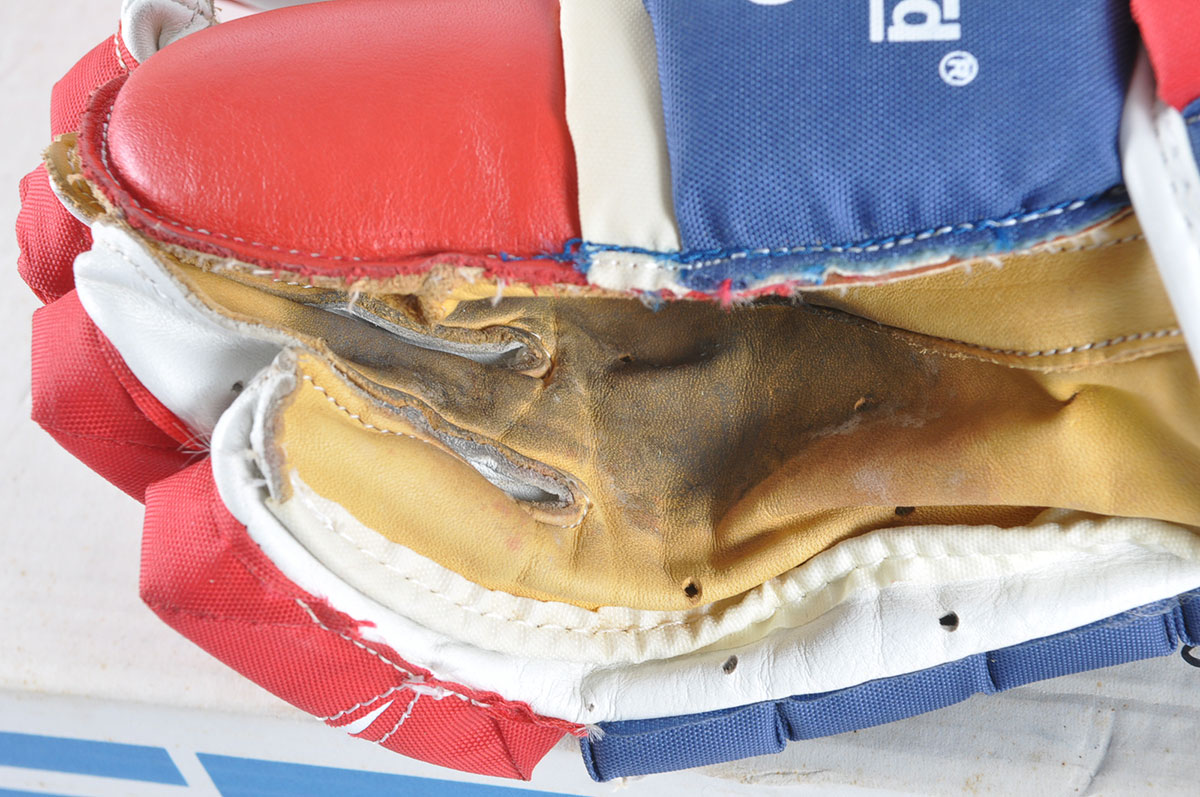 Graf Ice Hockey Skates, Gloves and Pads