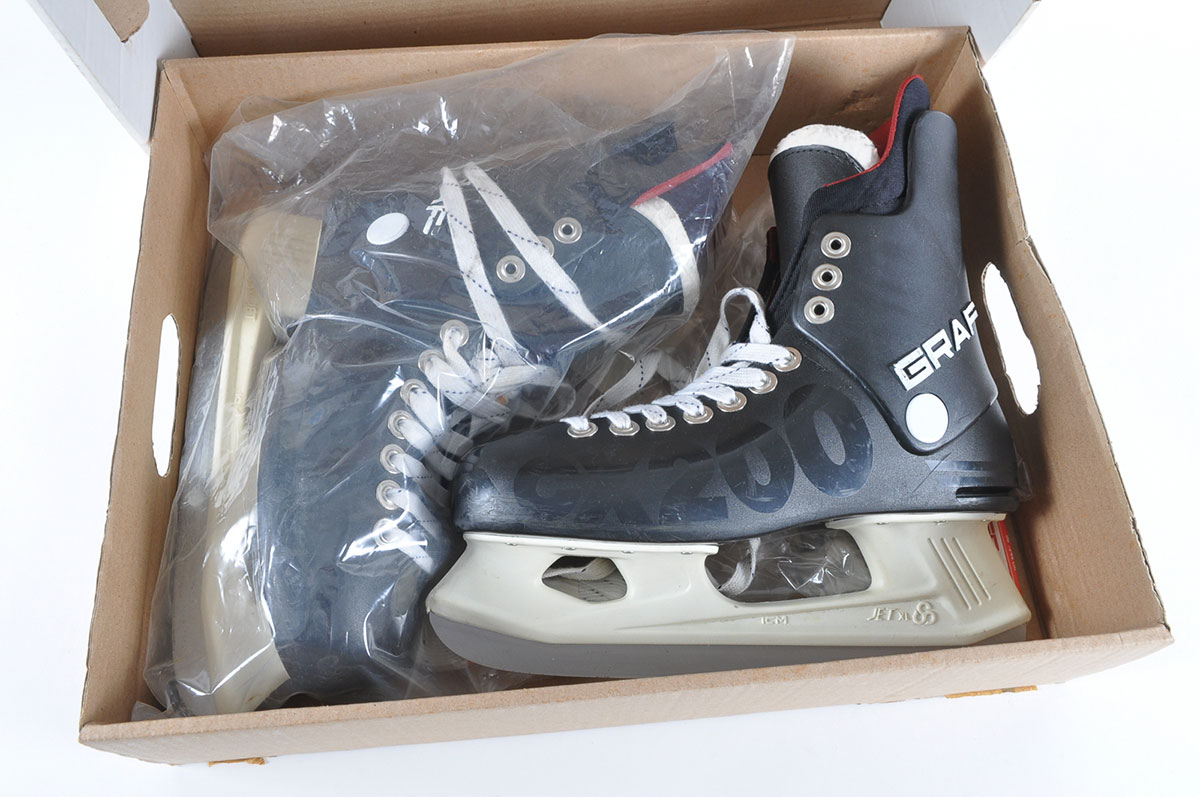 Graf Ice Hockey Skates, Gloves and Pads