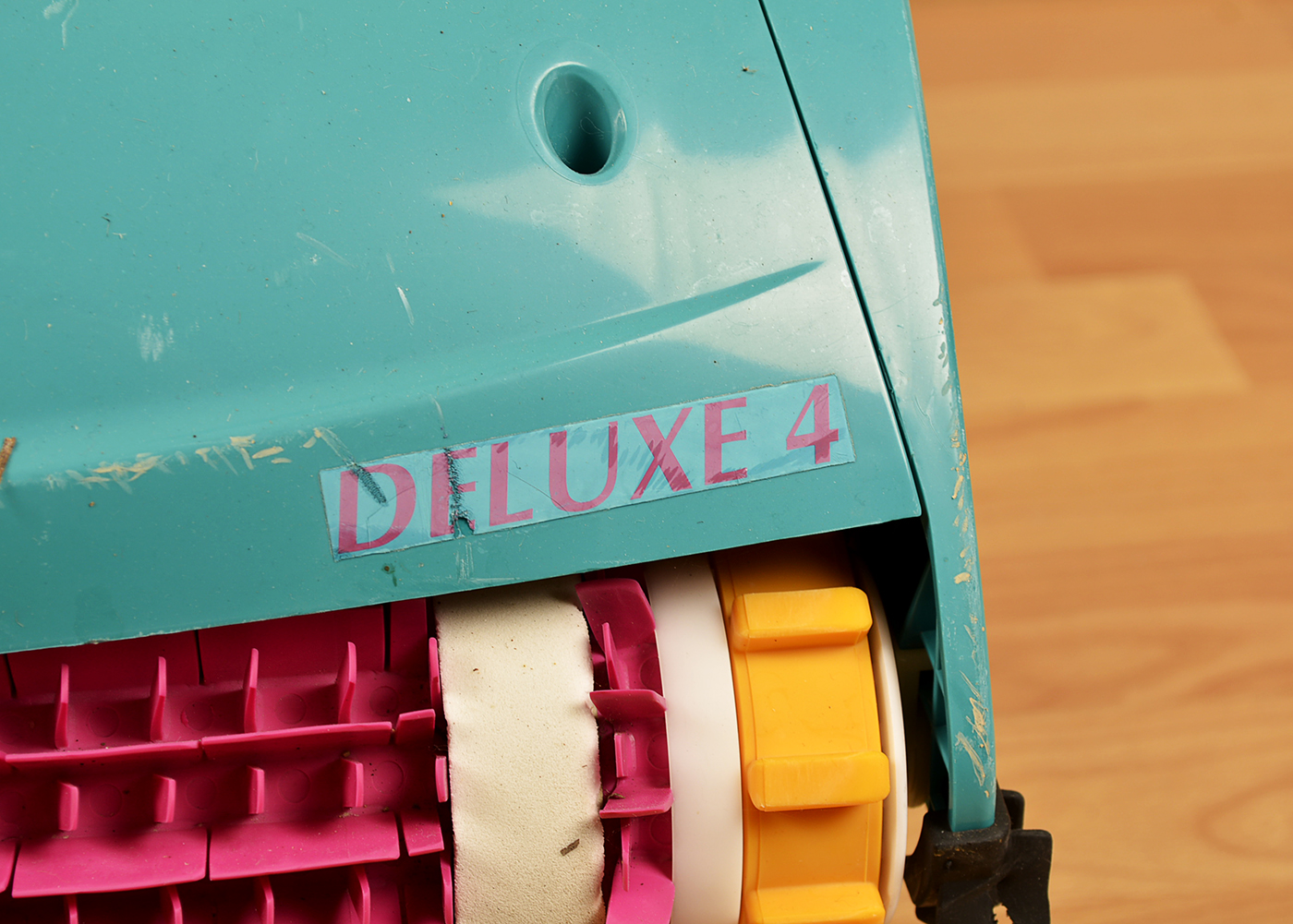 Maytronics Dolphin Deluxe 4 Robotic Pool Cleaner