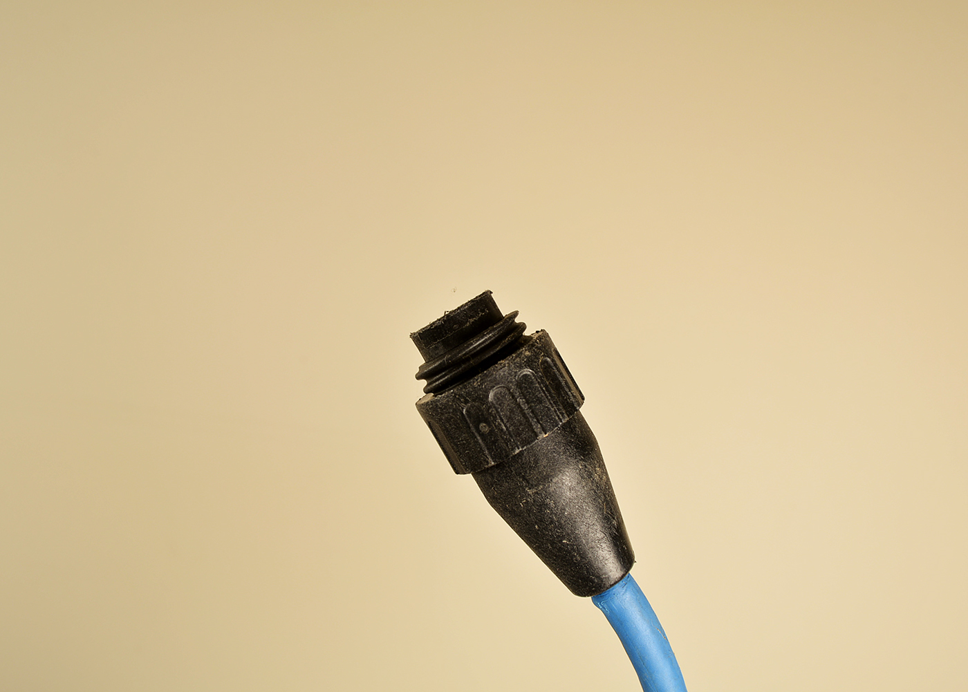 Maytronics Dolphin Deluxe 4 Robotic Pool Cleaner