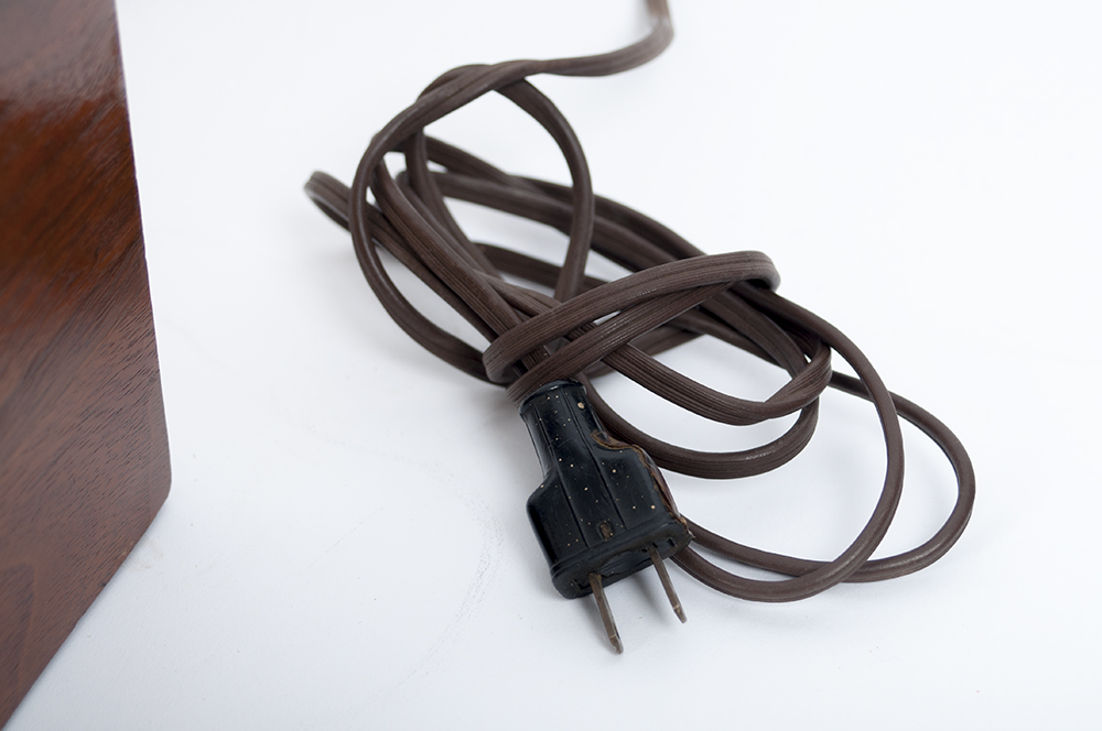 Vintage 1940 Emerson Radio