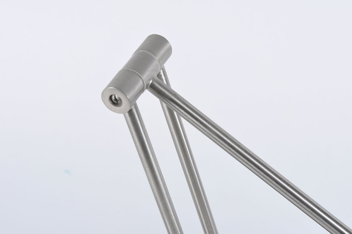 Modern Articulated Desk Lamp