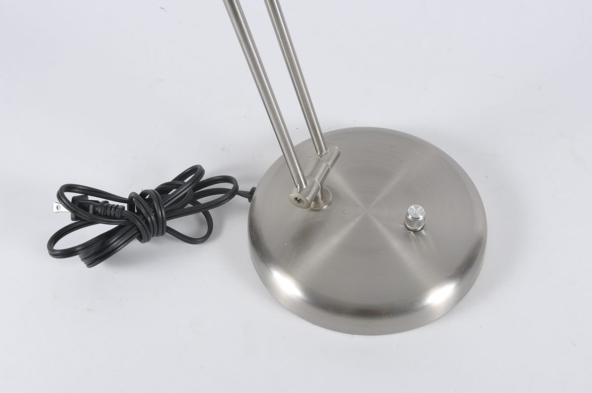 Modern Articulated Desk Lamp