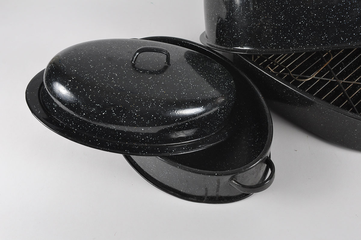 Specklewear Roasters and Kitchen Items