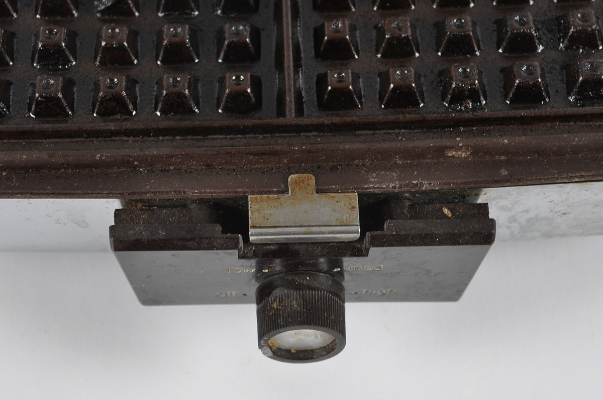 Specklewear Roasters and Kitchen Items