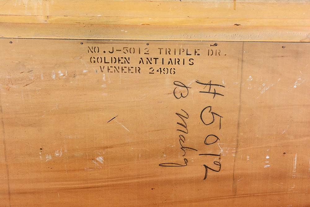 Black Dresser With Matching Nightstands