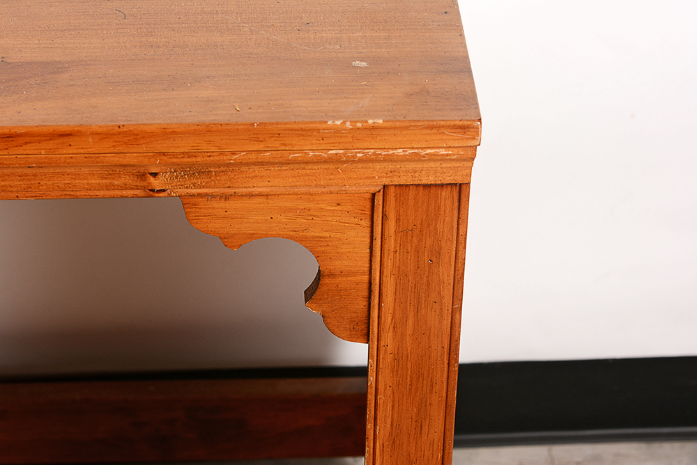 Knotty Pine Kneehole Desk