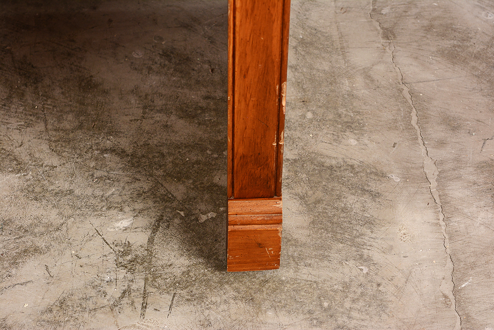 Knotty Pine Kneehole Desk