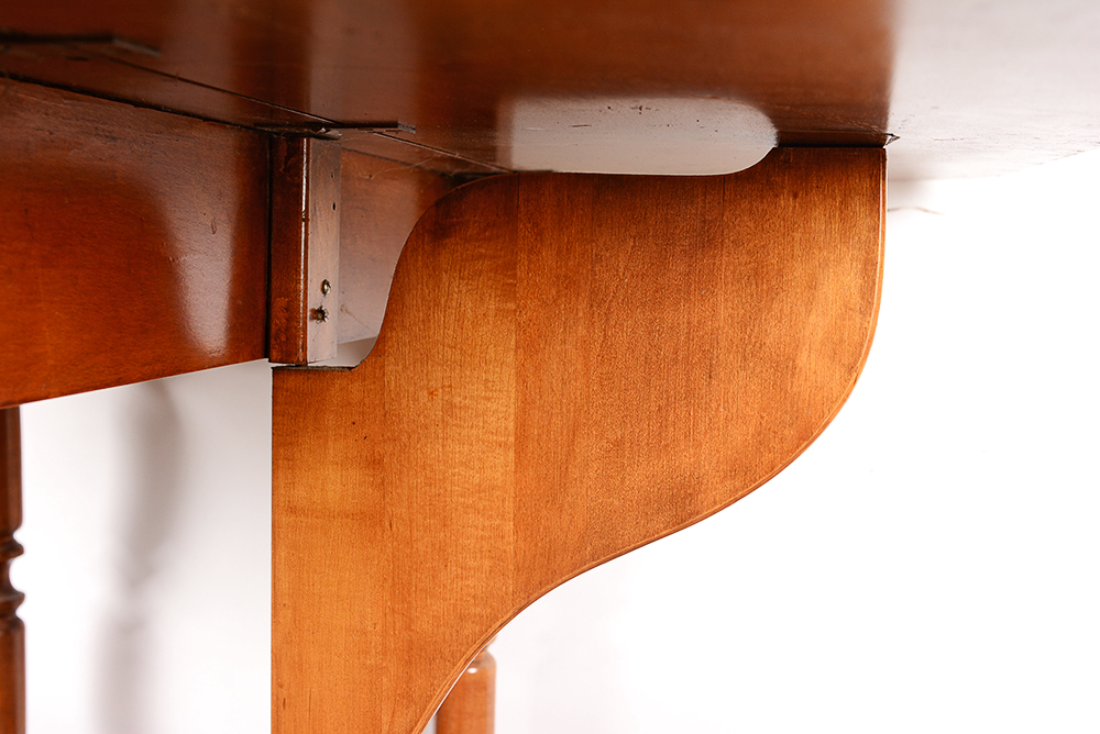 Drop Leaf Dining Table