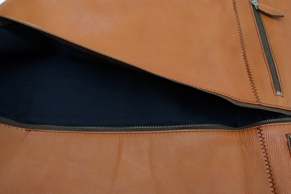 Venezia Tangaroa Leather Travel Bag And More