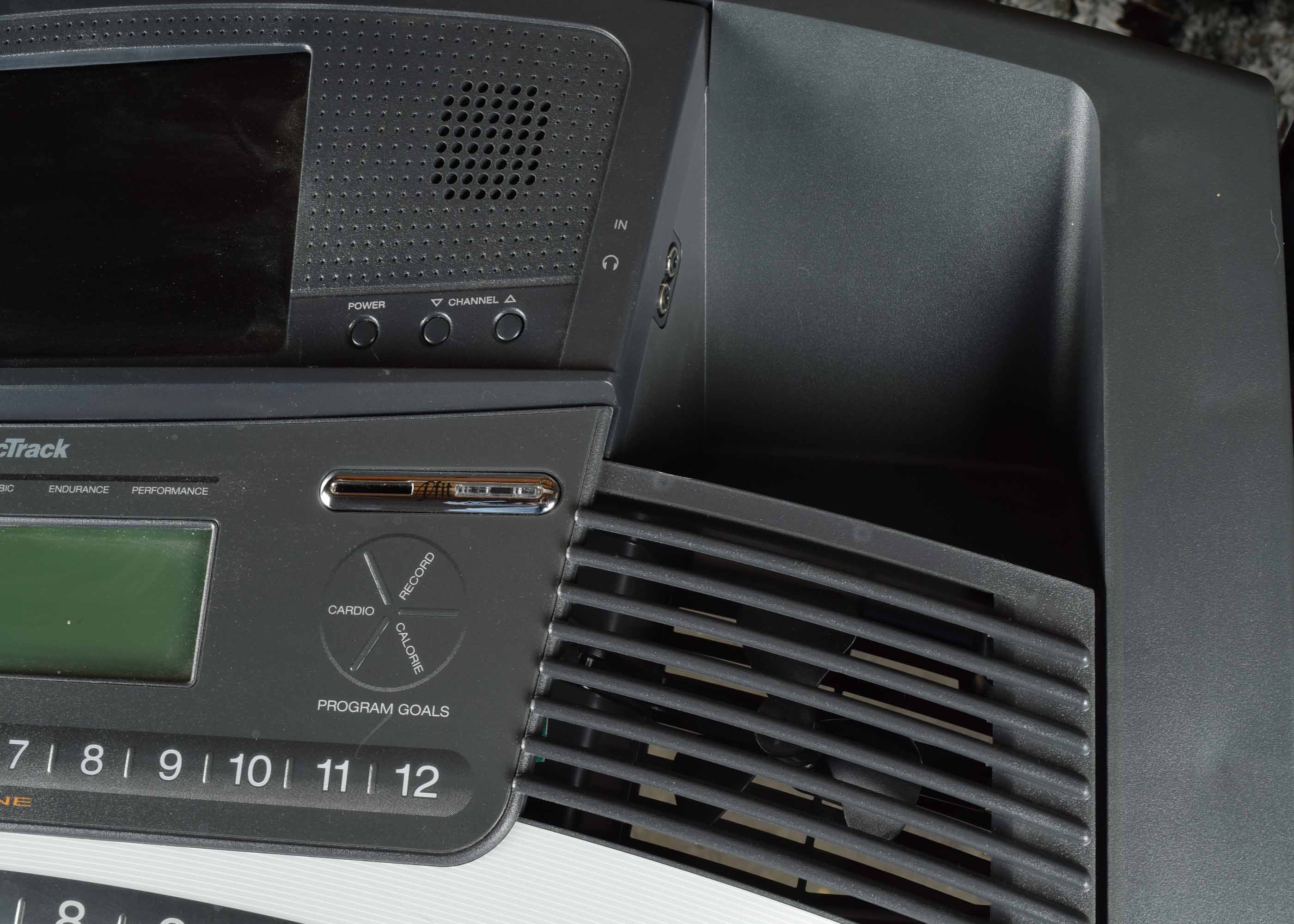 Nordic Track Elite 3200 Treadmill