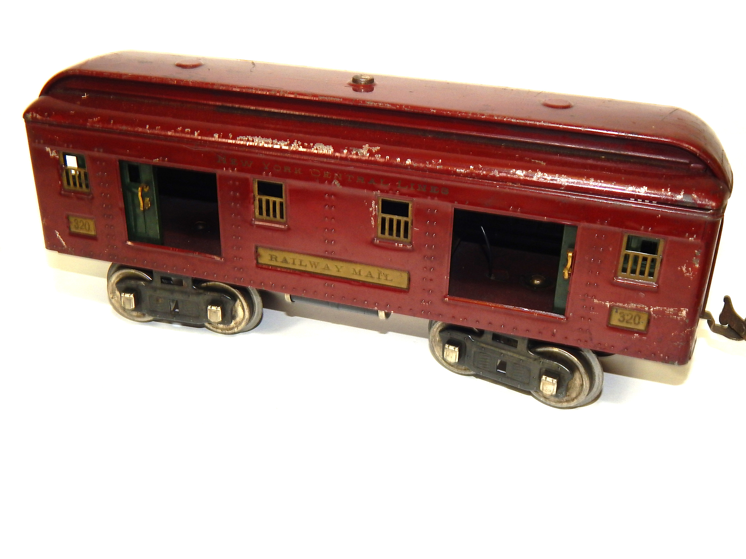 Vintage Lionel 380E Electric Engine Standard Gauge Cars and Track